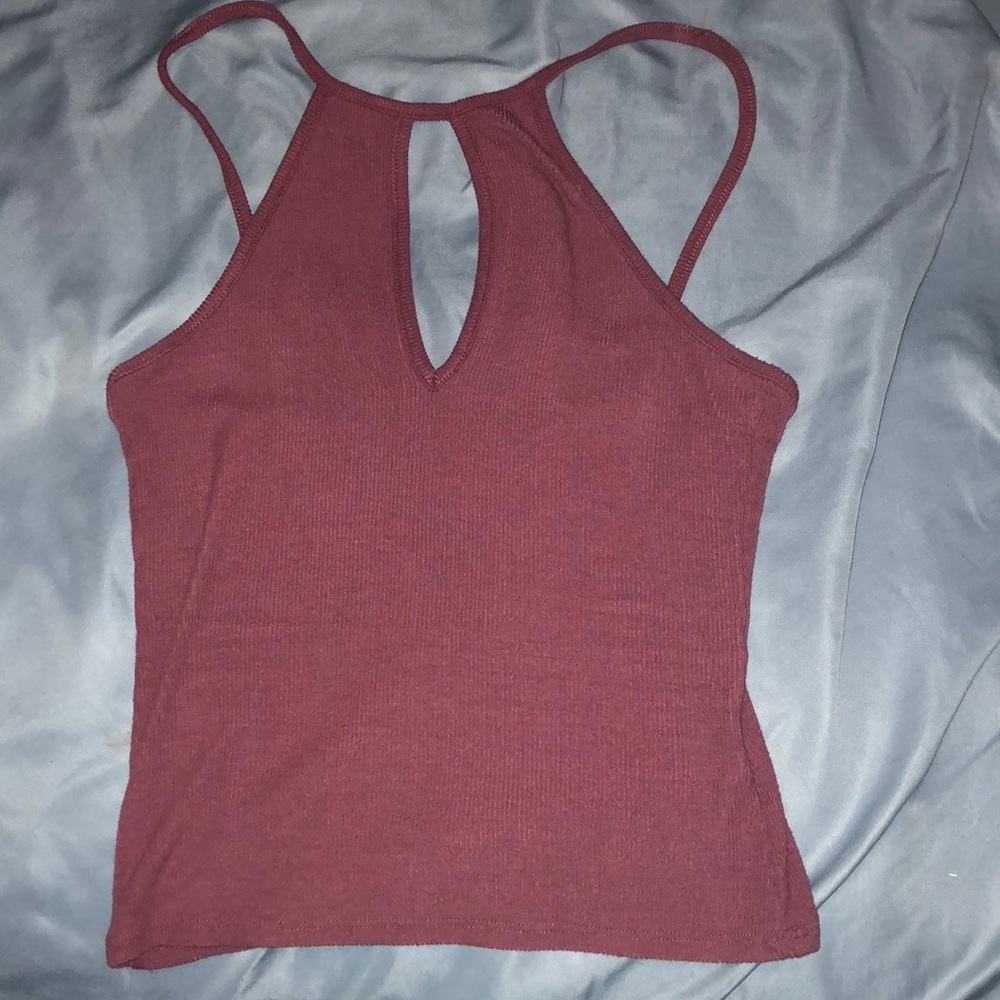 Keyhole PacSun crop top great for summer!